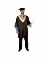 Afstudeer toga volwassenen